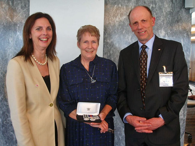 Isabel Harris receives her medals VietnamWar.govt.nz New